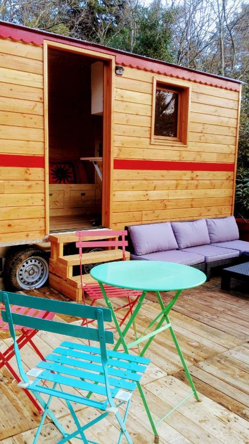 Bed and Breakfast Nimes En Garrigues Exterior foto