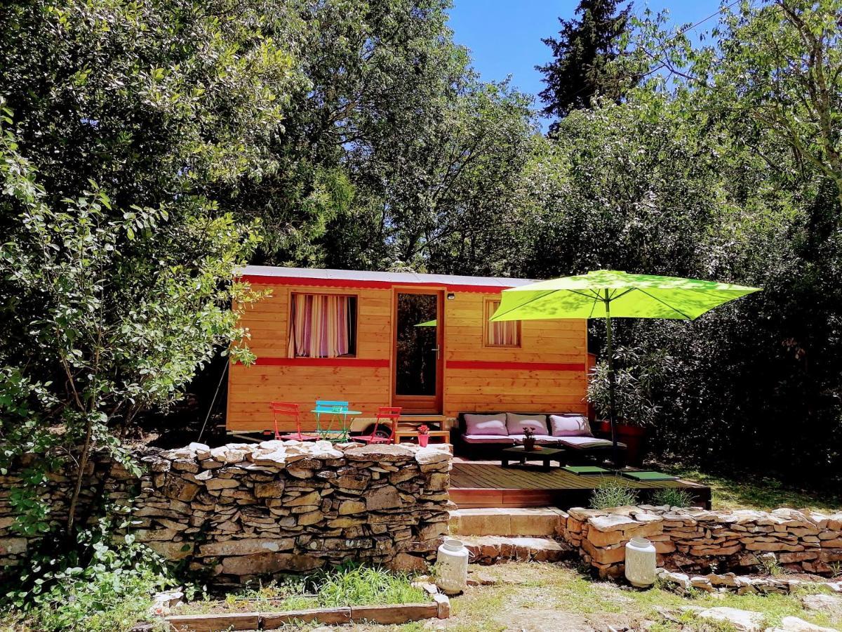 Bed and Breakfast Nimes En Garrigues Exterior foto