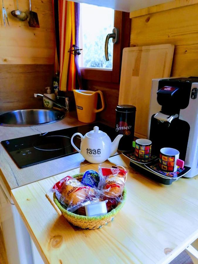 Bed and Breakfast Nimes En Garrigues Exterior foto