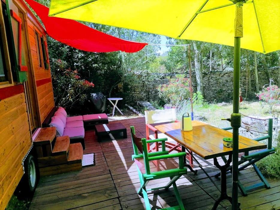 Bed and Breakfast Nimes En Garrigues Exterior foto